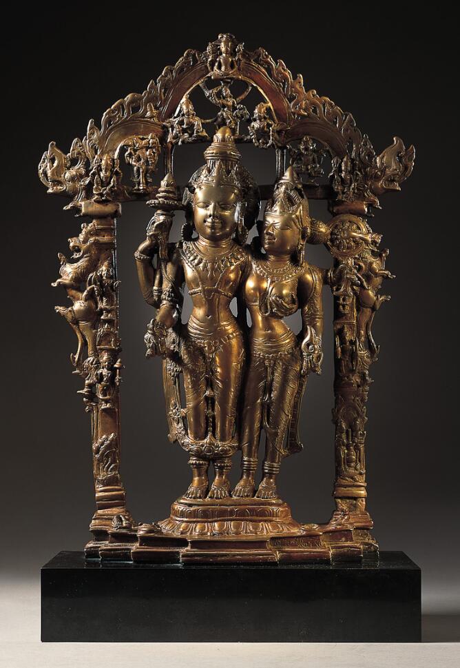 Vishnu and Lakshmi with his Avatars and Attendants