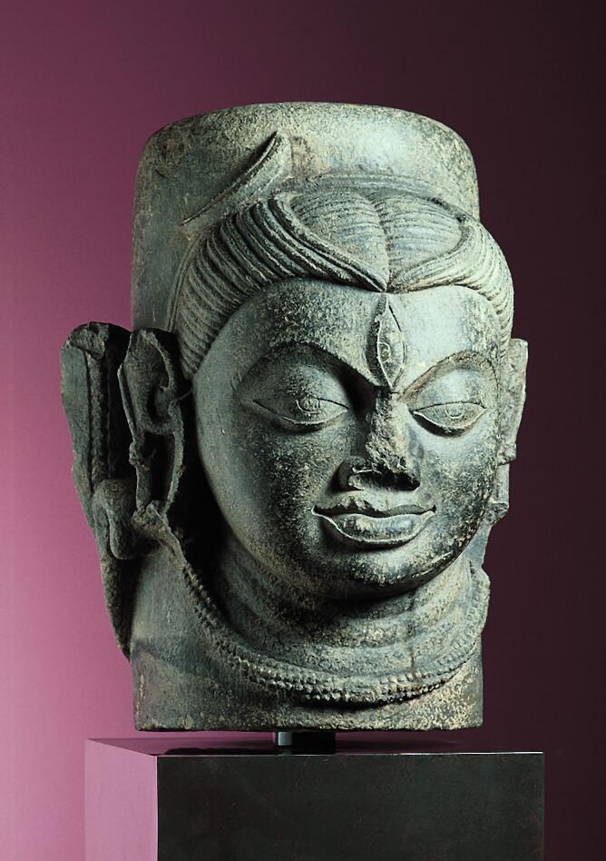 Shivalingam with One Face