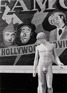 Untitled  (Wizard of Oz Behind David Statue)